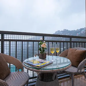 Villa Alaya 2 Bhk With Hill View - Cliff Vista, Shimla