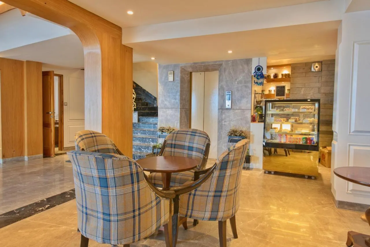 The Cedar Grand Hotel And Spa Shimla