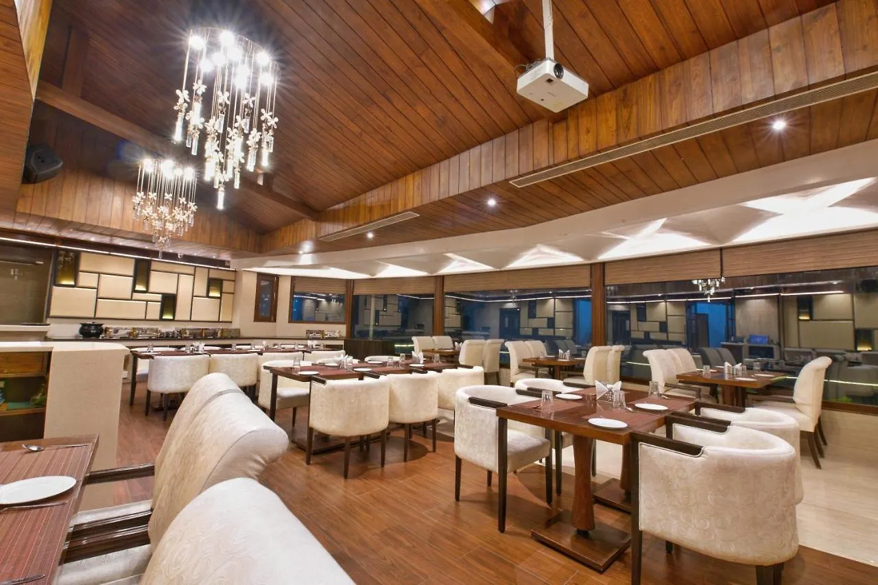 The Cedar Grand Hotel And Spa Shimla
