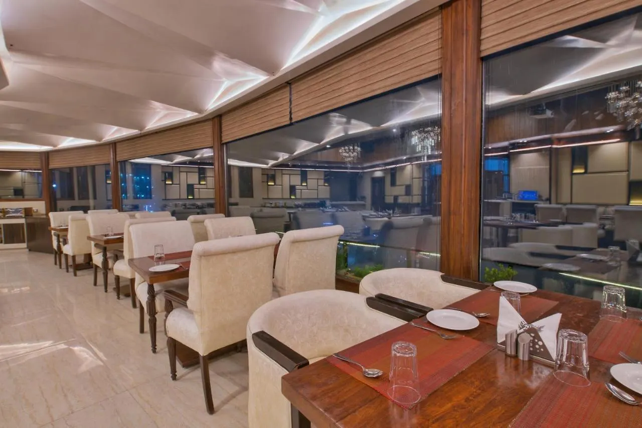 The Cedar Grand Hotel And Spa Shimla