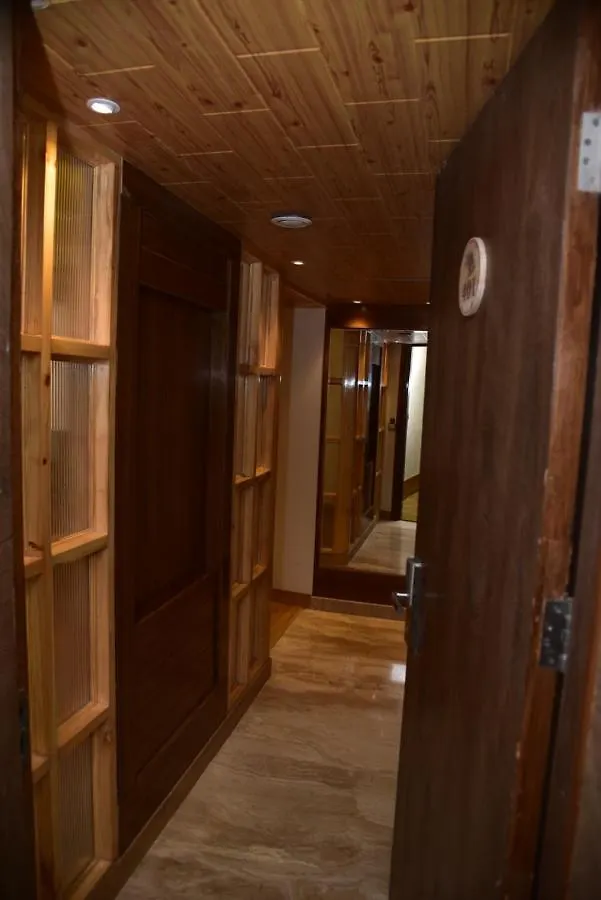 ****  The Cedar Grand Hotel And Spa Shimla India
