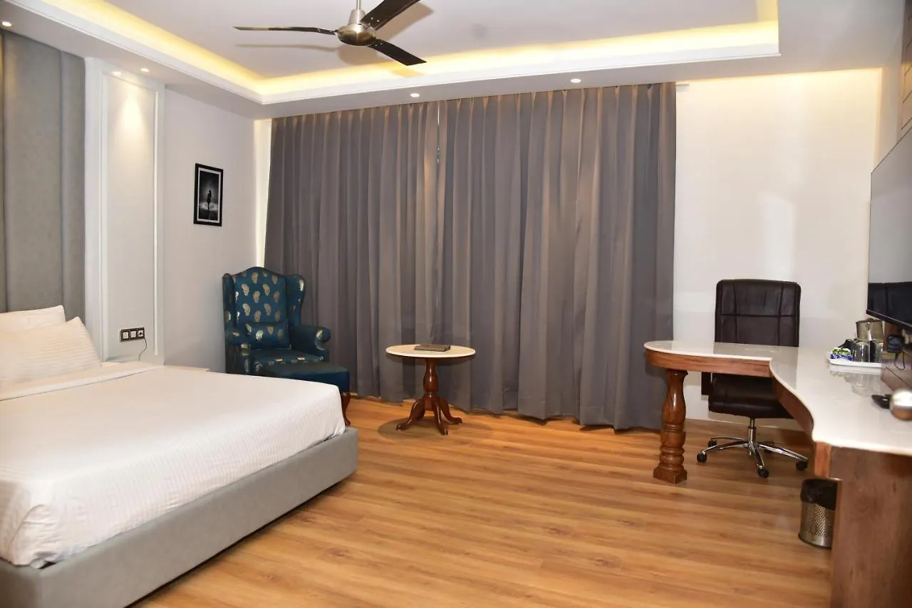 The Cedar Grand Hotel And Spa Shimla